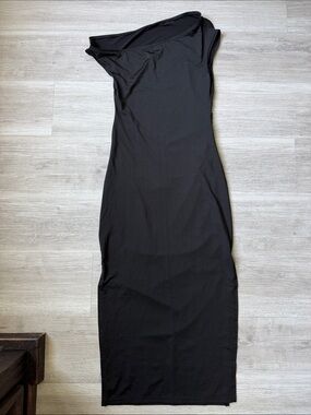 Classic Black One-Shoulder Teen girl Dress